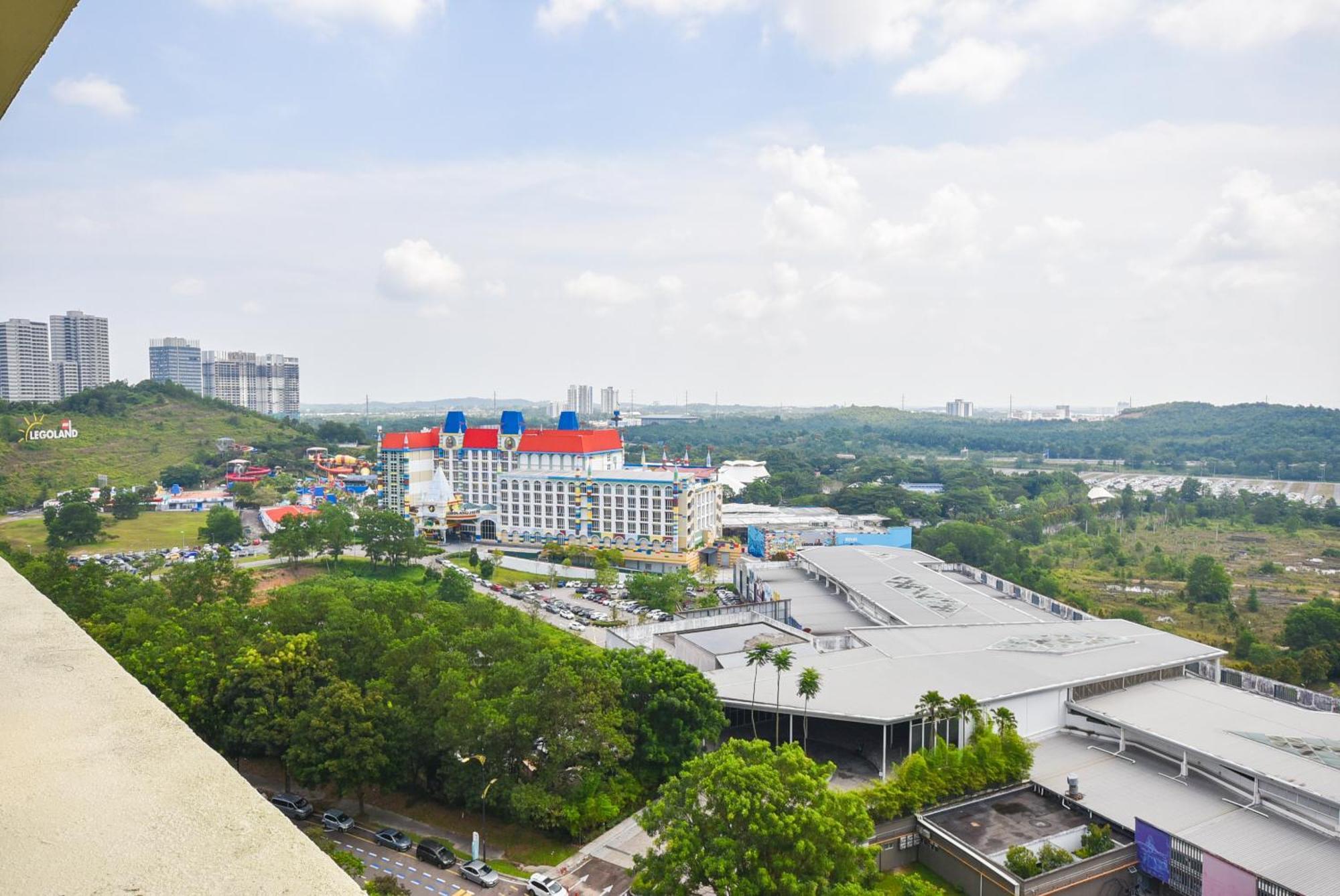 Afiniti Theme Suite By Nest Home【Legoland】 นุสาจายา ภายนอก รูปภาพ